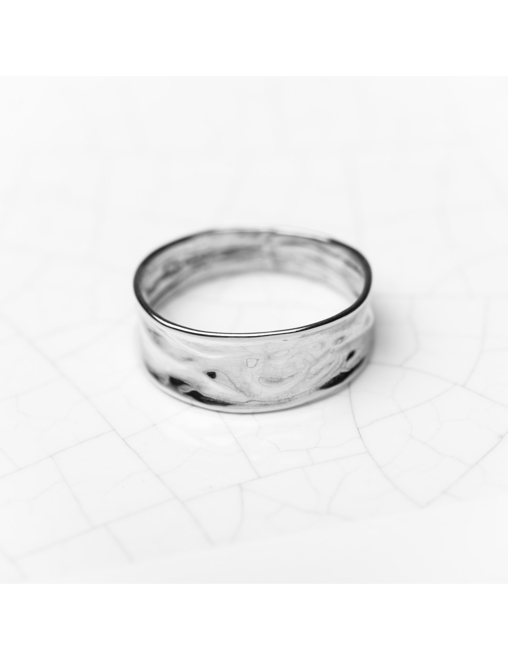 Petite bague d'or froissé - Or Jaune ou Or Blanc 375 millièmes (9 Carats)