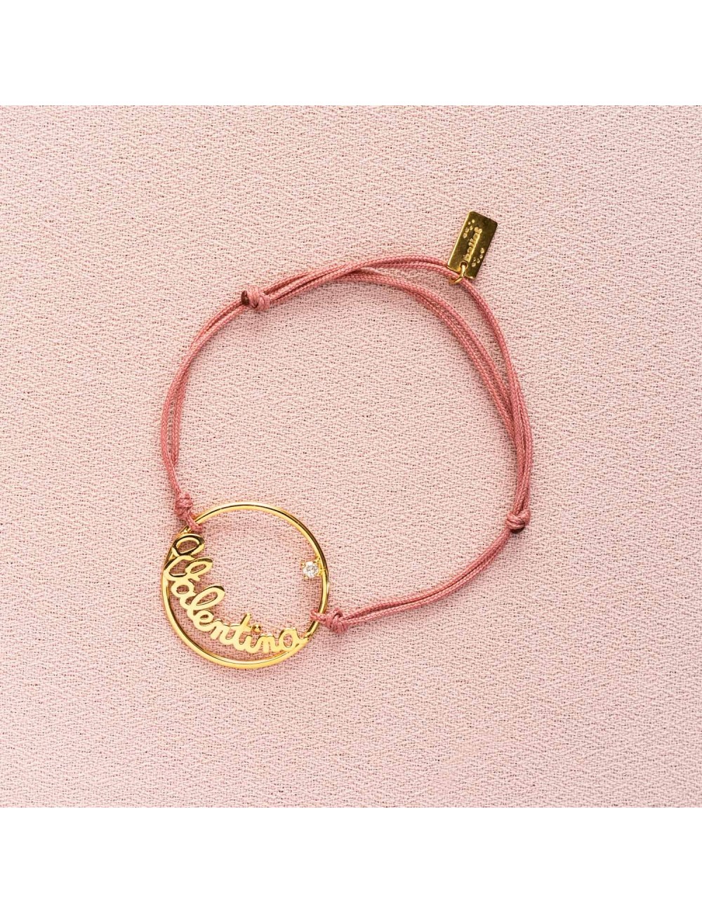 Bracelet Or 9 carats pour Bébé ou Enfant Prénoms personnalisés cordon de 250€ à 275€