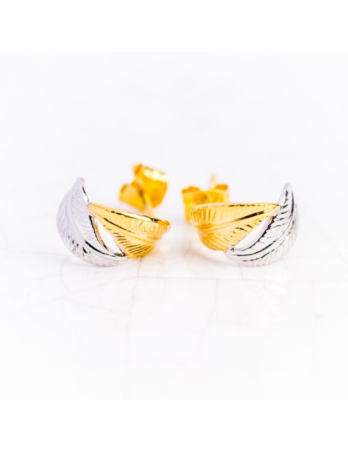 Boucles d'oreilles pour enfant ou bébé créoles en Or bicolore 9 carats deux plumes petit modèle