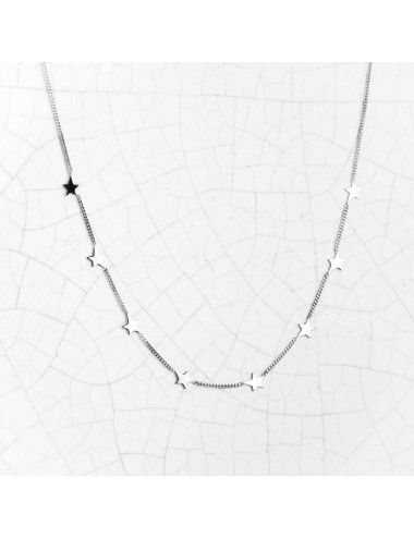 Collier pour enfant ou bébé huit étoiles asymétriques en or reliées par une chaîne, en Or jaune ou Or blanc 9 carats