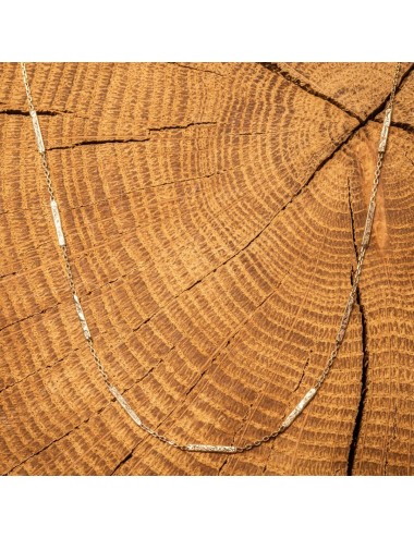 Collier en Or Tricolore 18 carats composé de 9 fils grunges