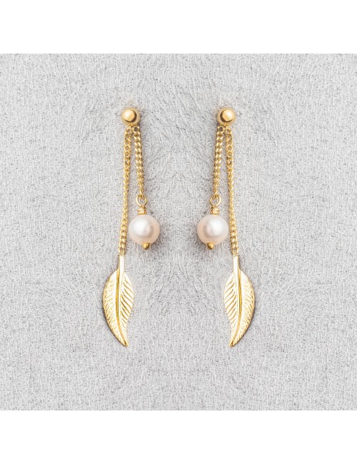 Boucles d’oreilles plume dorée et perle d’eau douce - Or Jaune ou Or Blanc 375 millièmes (9 Carats)