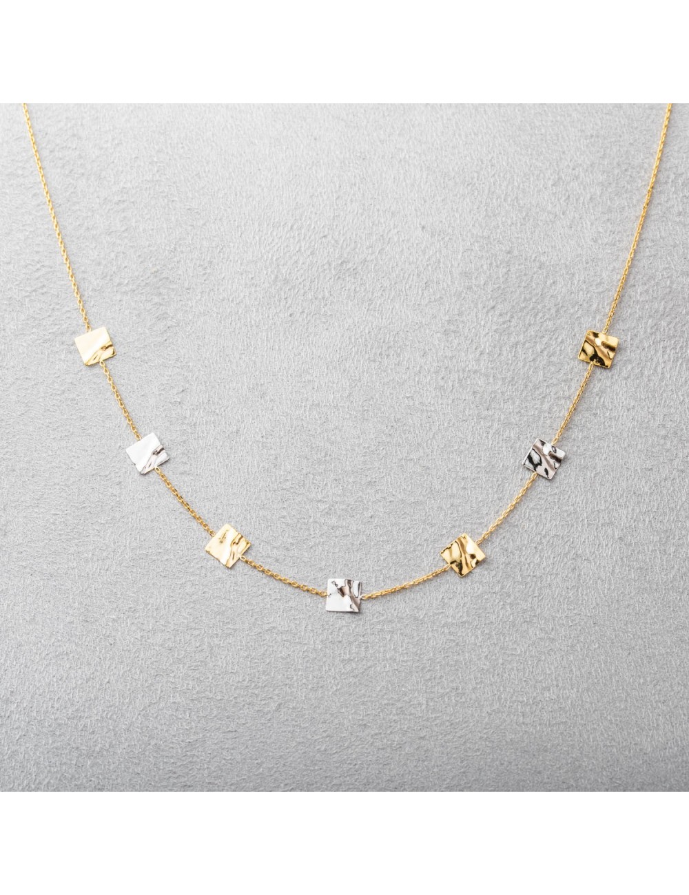 Collier de carrés lumineux froissés - Or Jaune ou Or Blanc 375 millièmes (9 Carats)