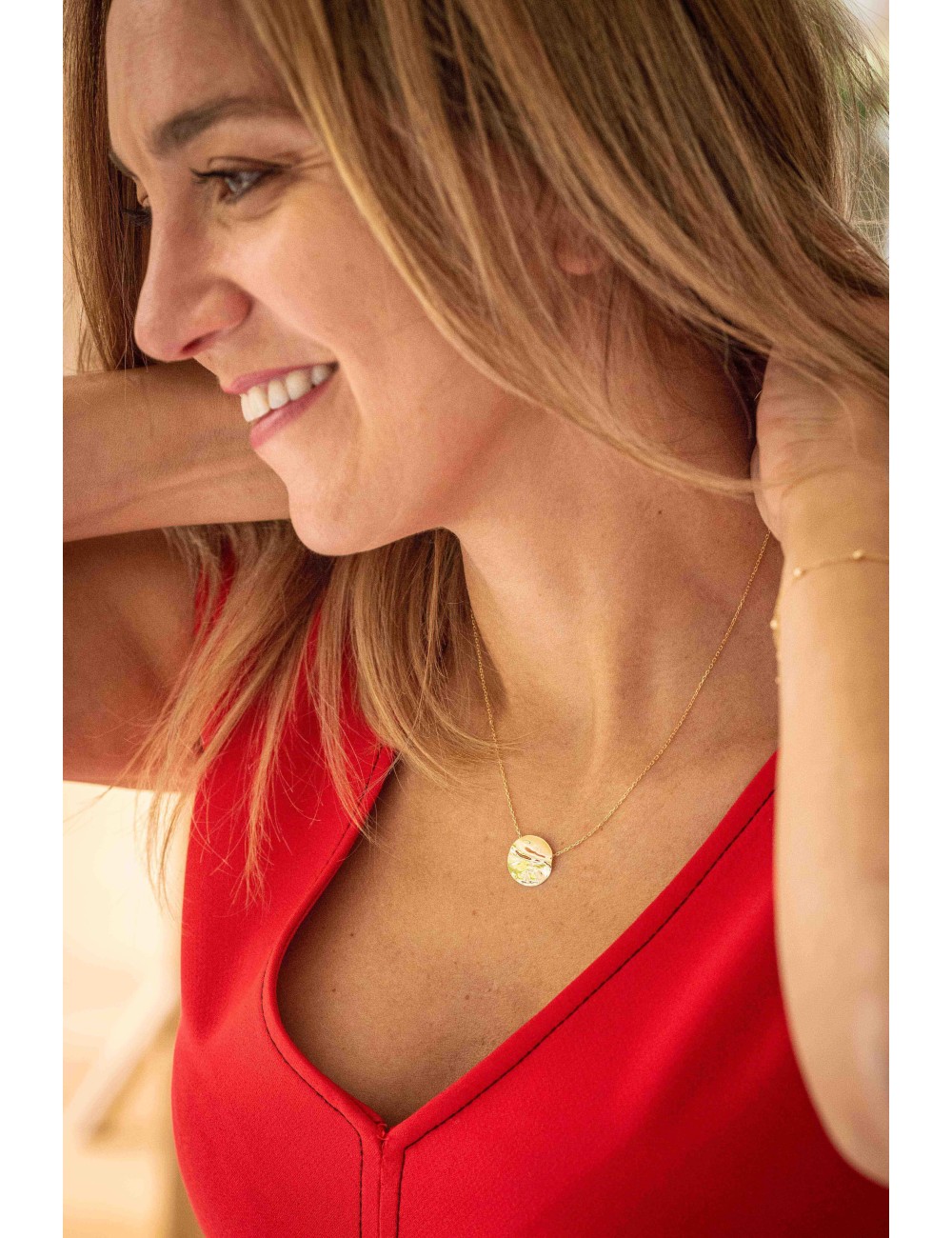 Collier l'unique grand rond froissé - Or Jaune ou Or Blanc 375 millièmes (9 Carats)