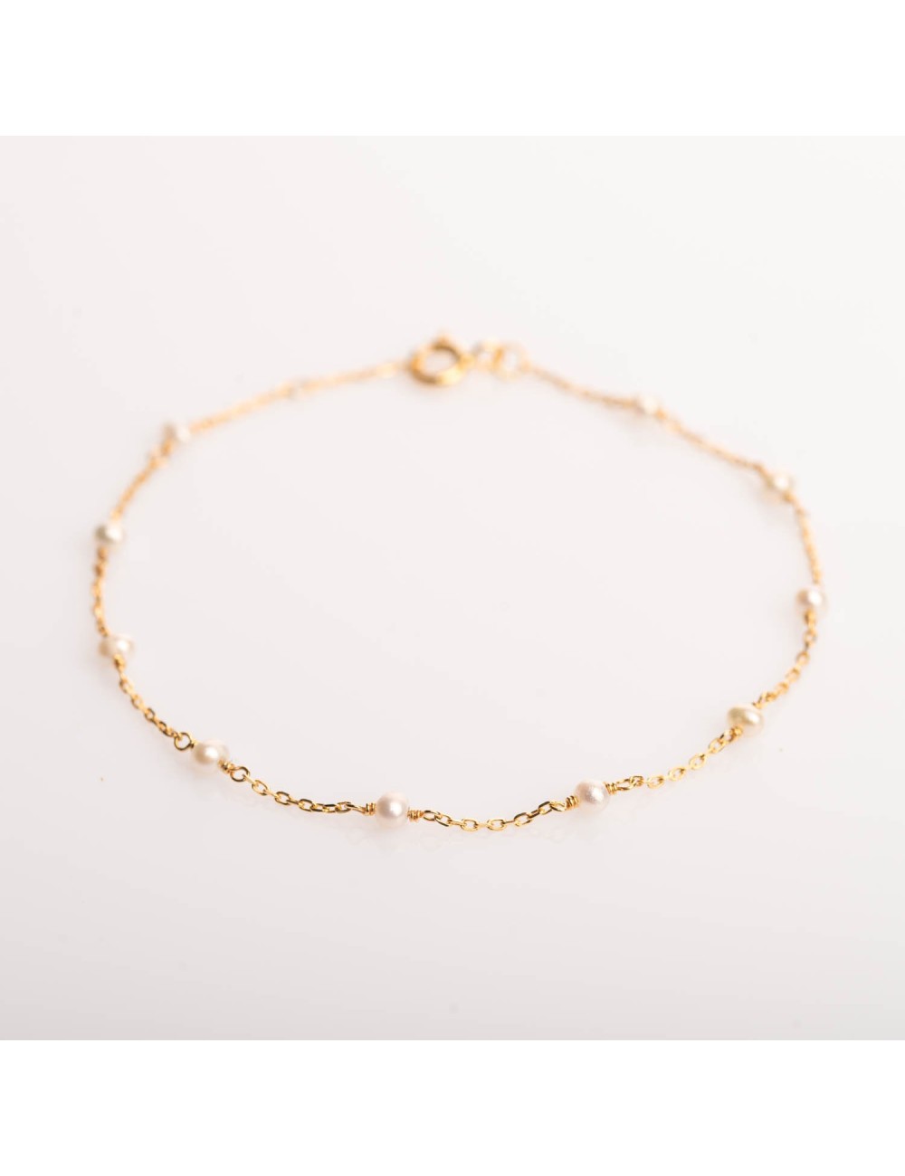 Bracelet murmure de petites perles d'eau douce - Or Jaune ou Or Blanc 375 millièmes (9 Carats)