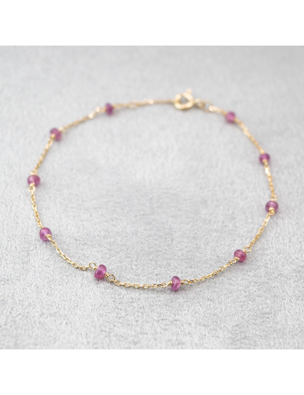 Bracelet orné de 10 rubis - Or Jaune 750 millièmes (18 carats)