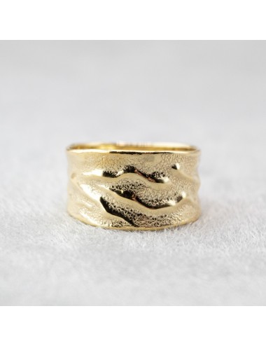 Grande bague d’or froissée satinée - Or jaune ou blanc 375 millièmes (9 carats)