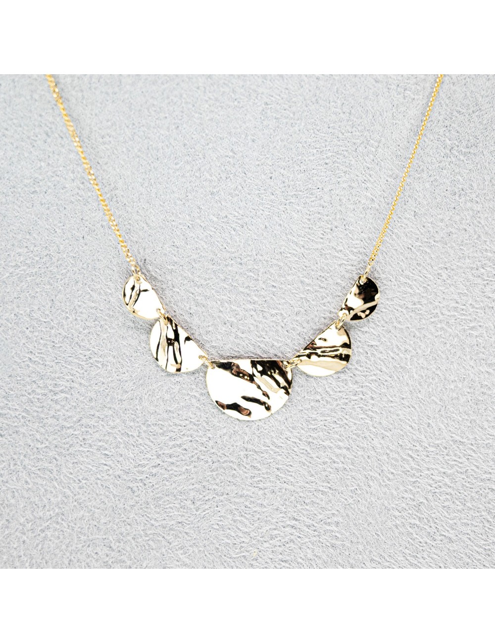 Collier cinq demi ronds reflets froissés - Or jaune ou blanc 375 millièmes (9 carats)