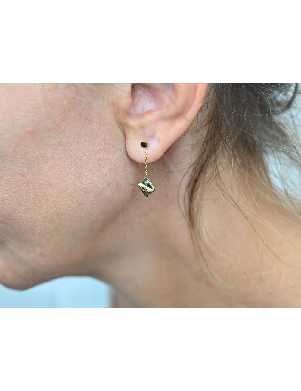 Boucles d’oreilles carré d’or froissé tombant - Or Jaune ou Or Blanc 375 millièmes (9 Carats)