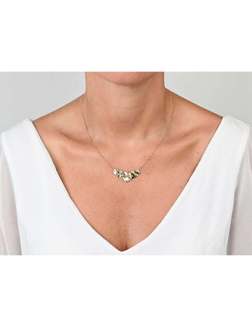 Collier de ronds froissés dégradés - Or jaune ou blanc 375 millièmes (9 carats)