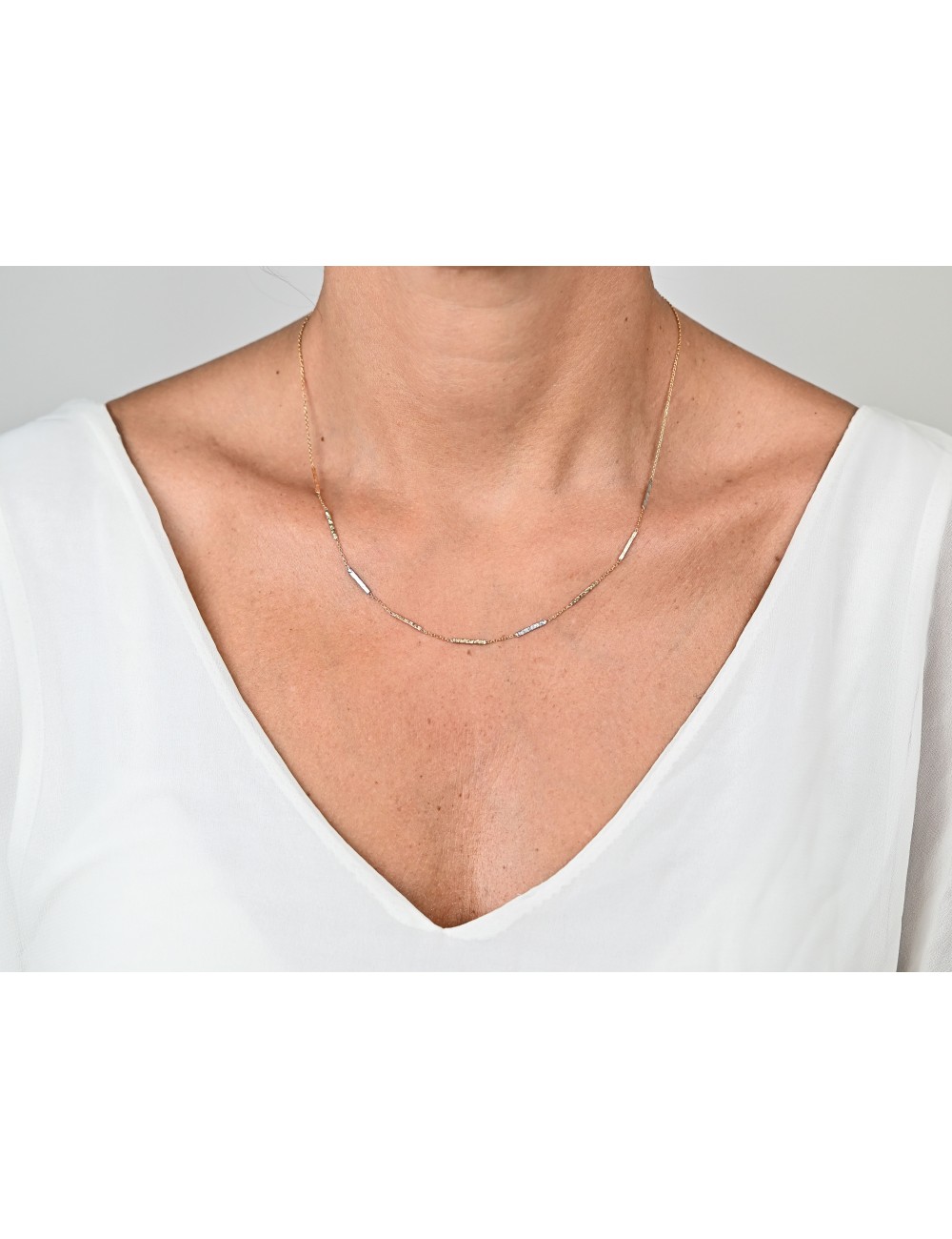 Collier composé de 9 fils grunges Tricolore - Or 750 millièmes (18 carats)