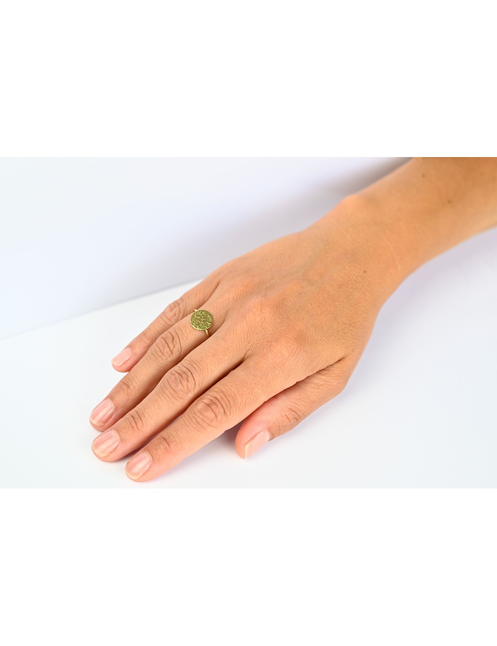 Bague rond sauvage grungé petit modèle - Or jaune ou blanc 375 millièmes (9 carats)